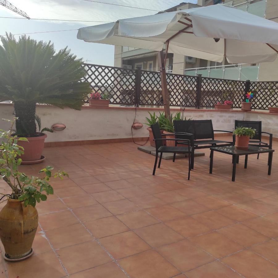 מטרה Terrazza Zefiro Casa Vacanze מראה חיצוני תמונה