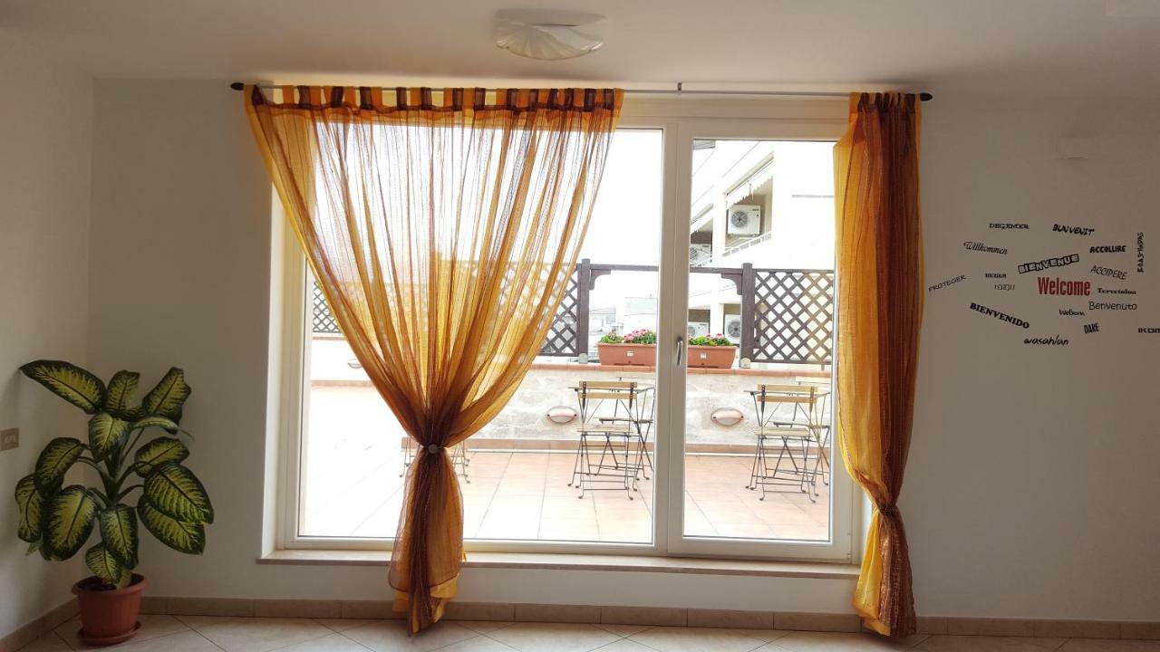 מטרה Terrazza Zefiro Casa Vacanze מראה חיצוני תמונה
